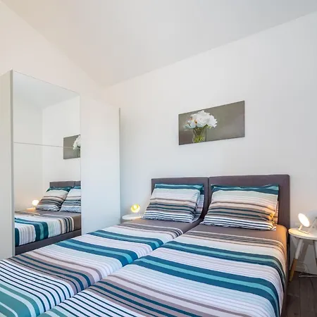 House Of Dalmatia Apartment Pakostane Exterior photo
