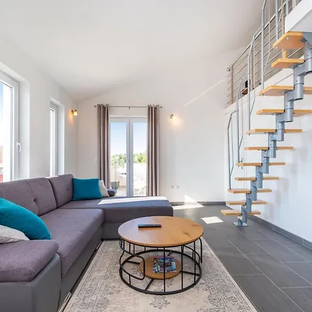 House Of Dalmatia Apartment Pakostane Exterior photo
