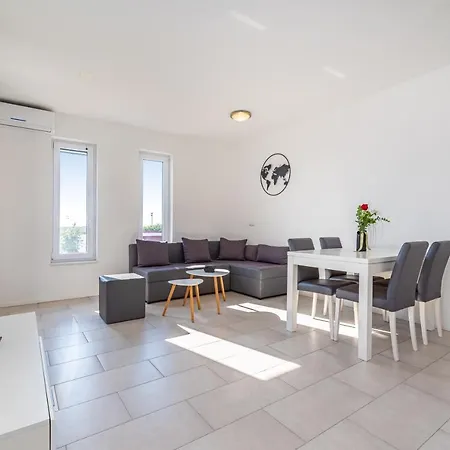 House Of Dalmatia Apartment Pakostane Exterior photo